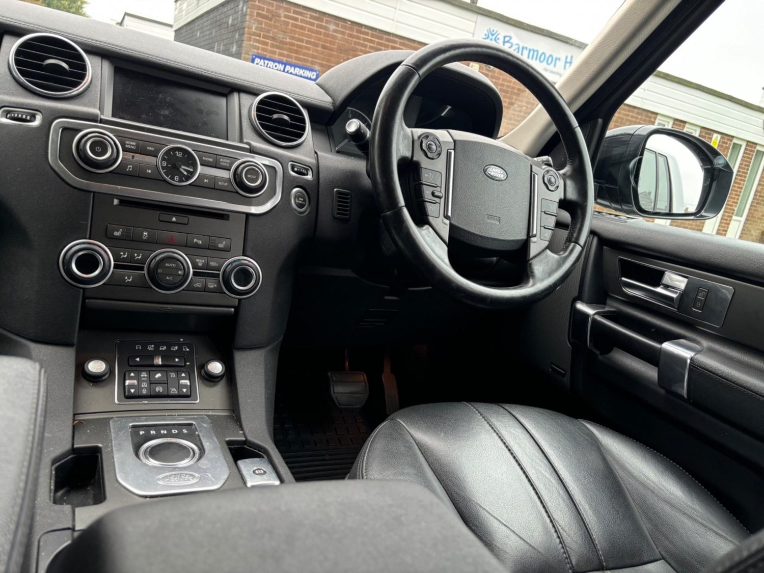 Land Rover Discovery 4 Listing Image