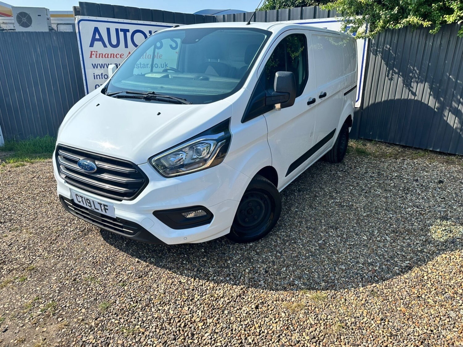 Ford Transit Custom Listing Image