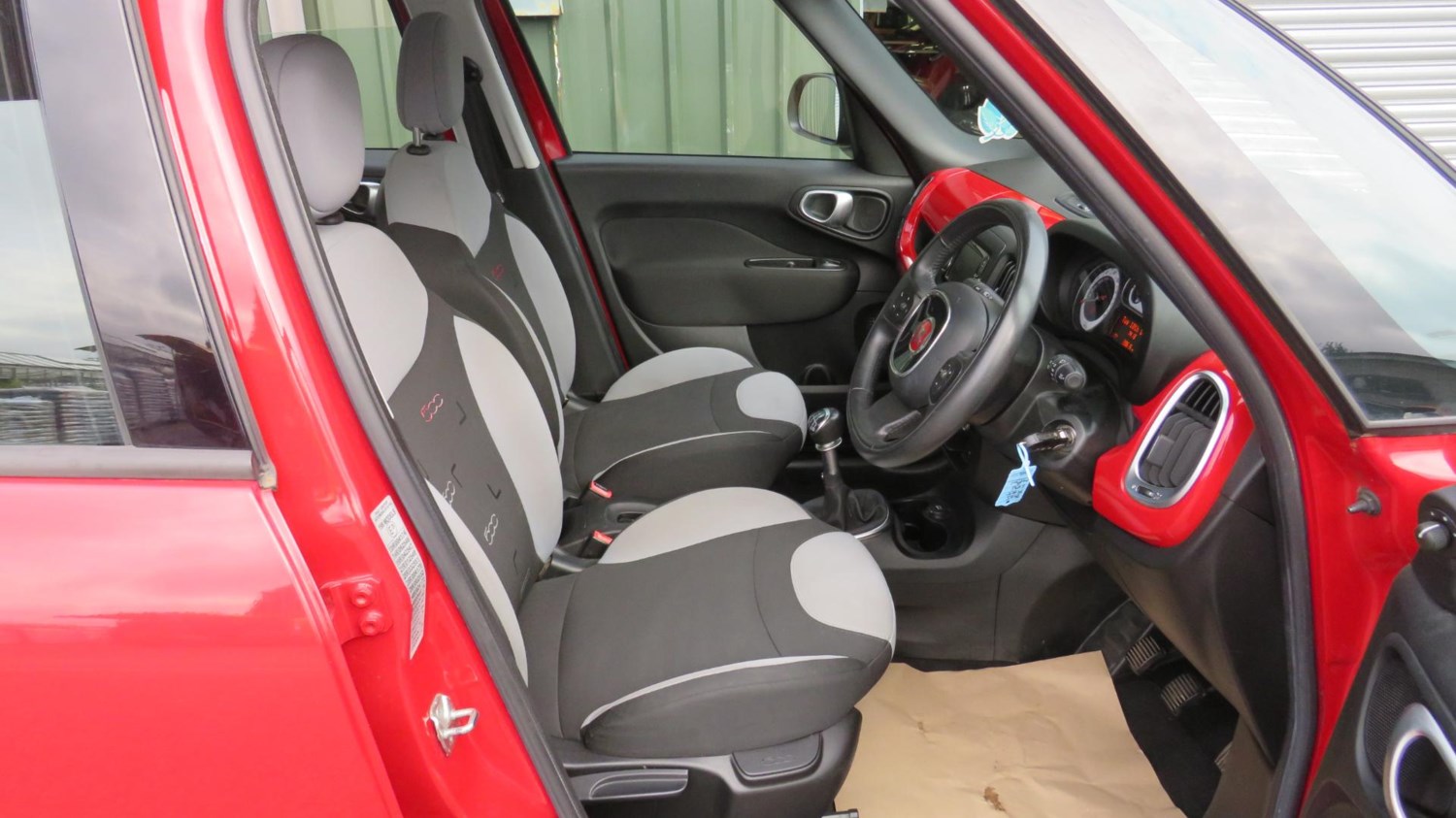 2015 (15) Fiat 500L MPW 1.4 Pop STAR 5 DOOR For Sale In Bashley, Hampshire