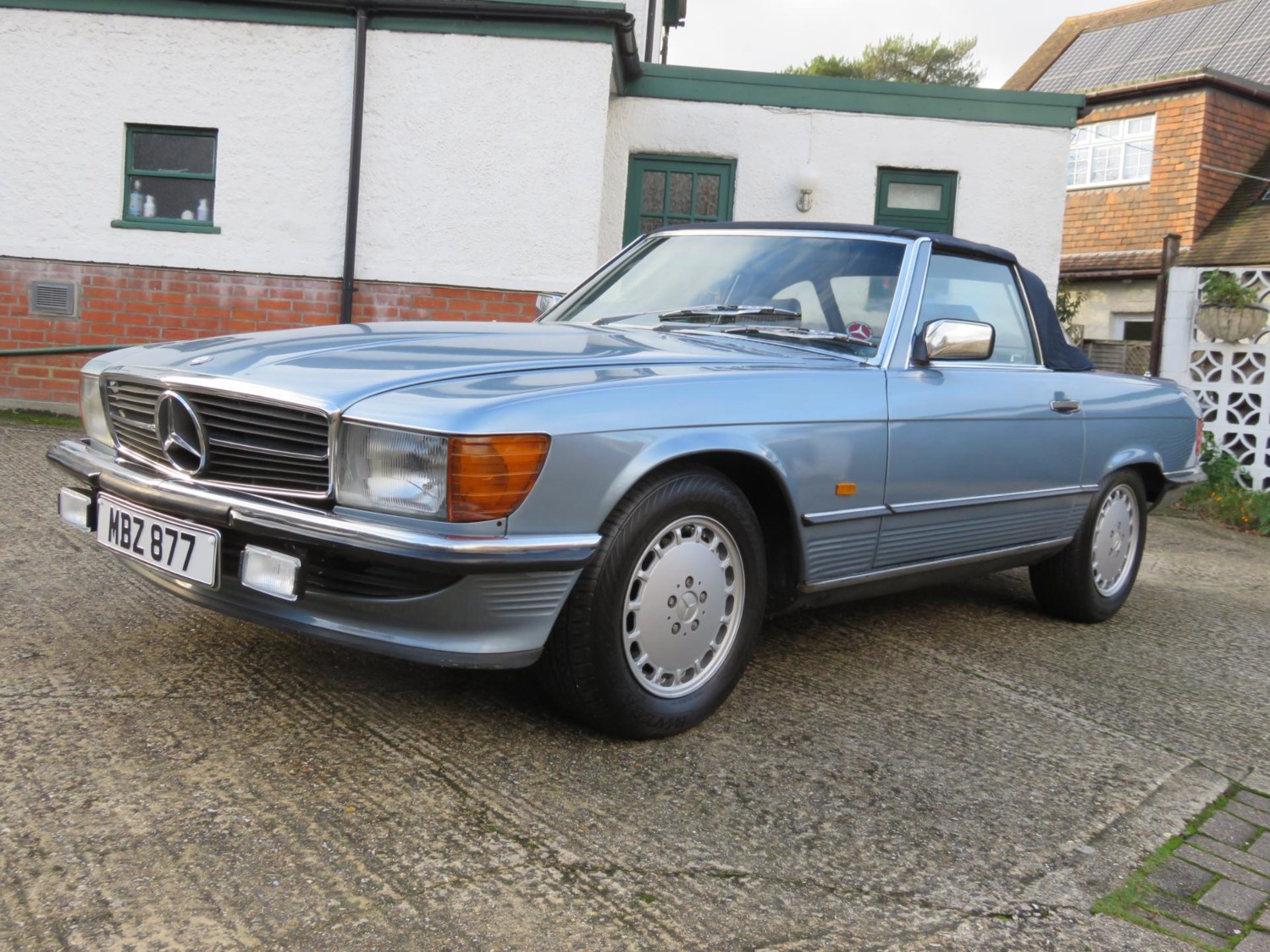 1987 (D) Mercedes-Benz SL Series 300 SL 2dr Auto For Sale In Bashley, Hampshire