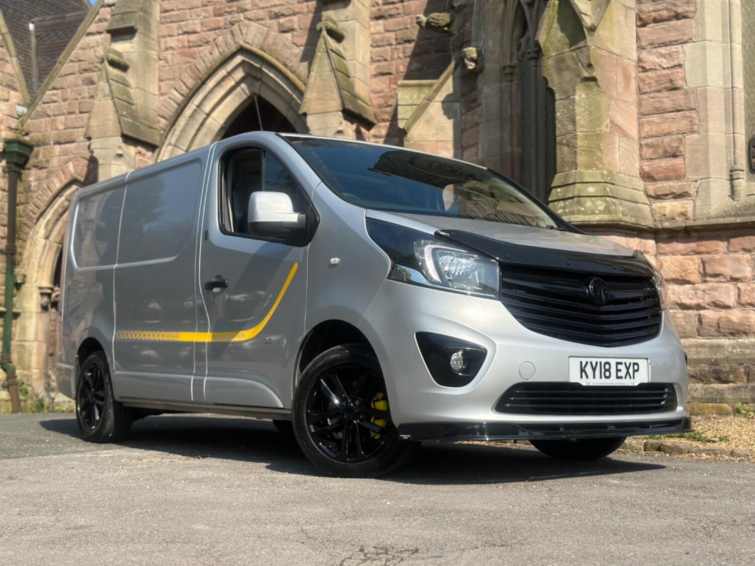 Vauxhall Vivaro Listing Image