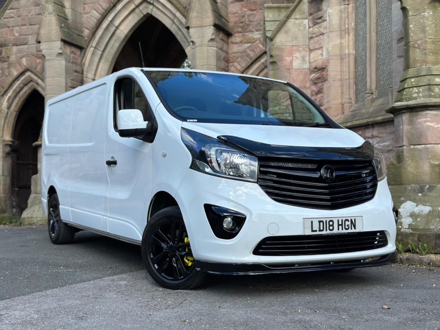 Vauxhall Vivaro Listing Image