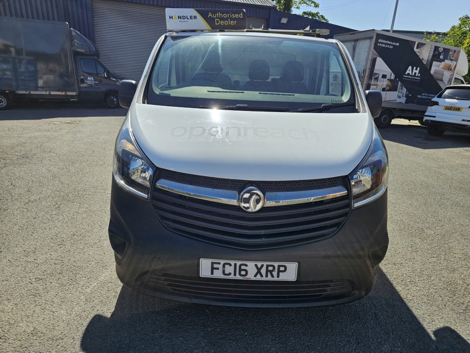 Vauxhall Vivaro Listing Image