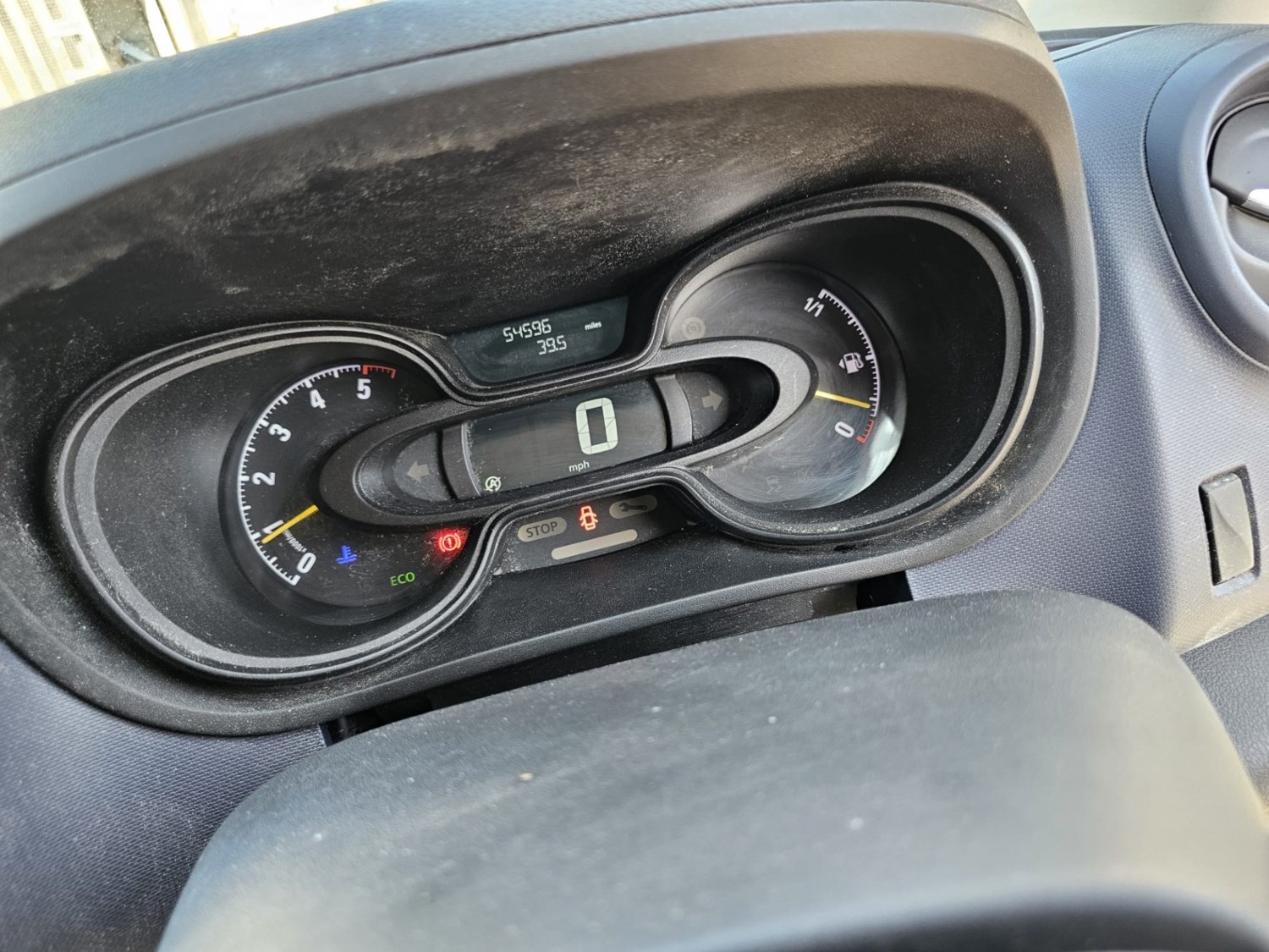 Vauxhall Vivaro Listing Image