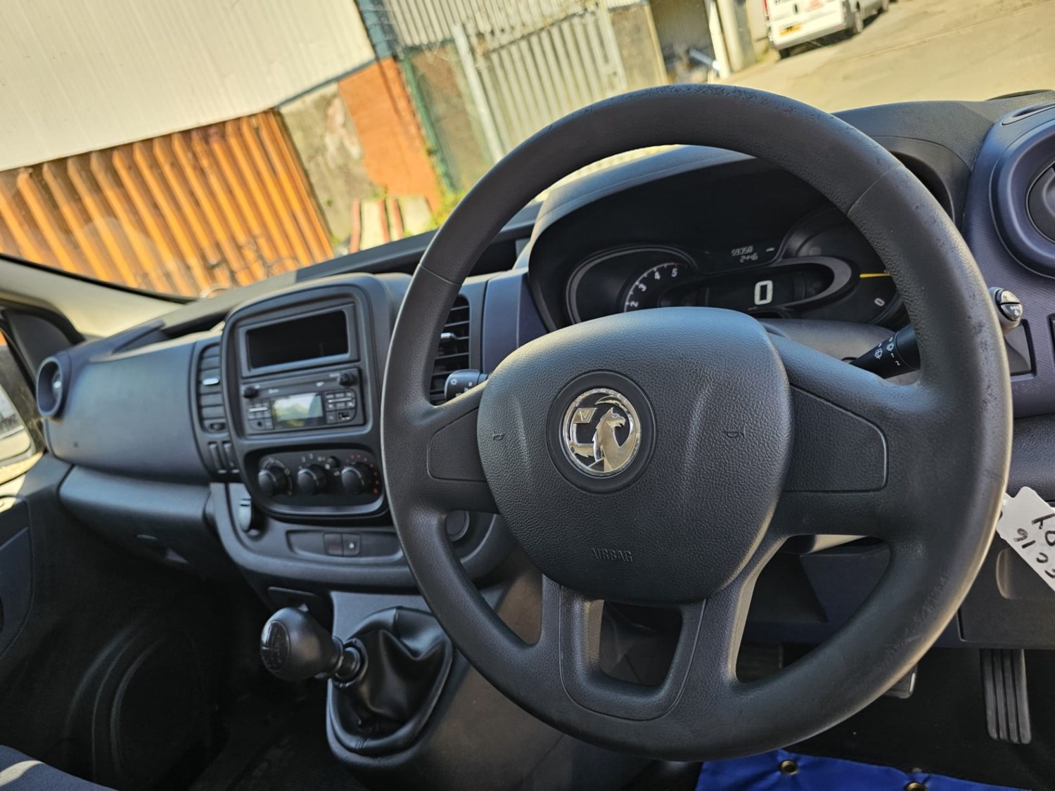 Vauxhall Vivaro Listing Image