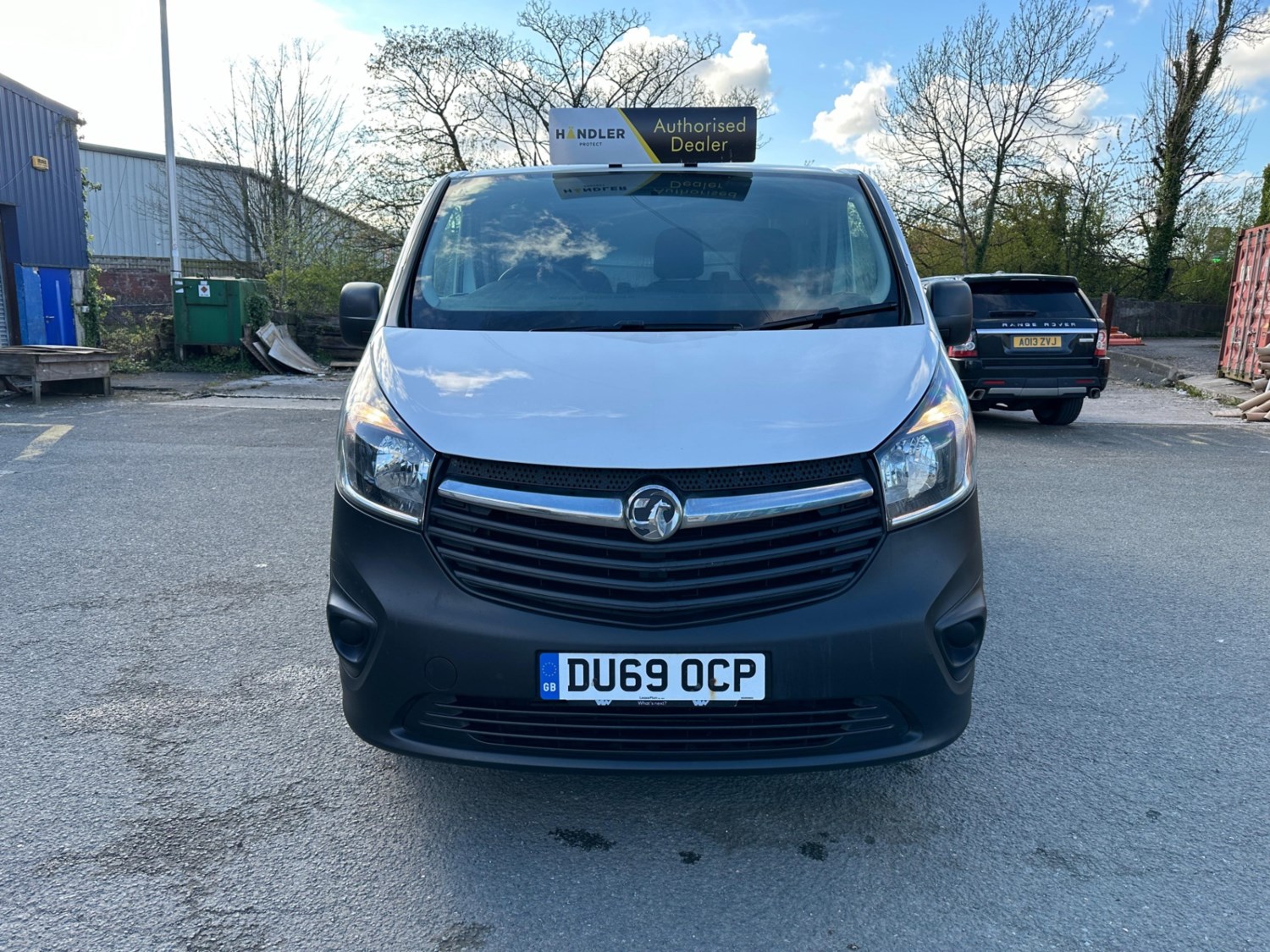 Vauxhall Vivaro Listing Image