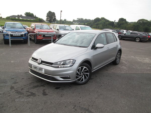 Volkswagen Golf Listing Image