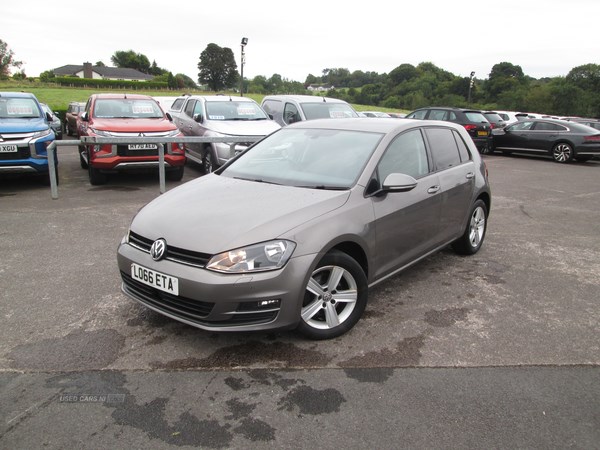 Volkswagen Golf Listing Image