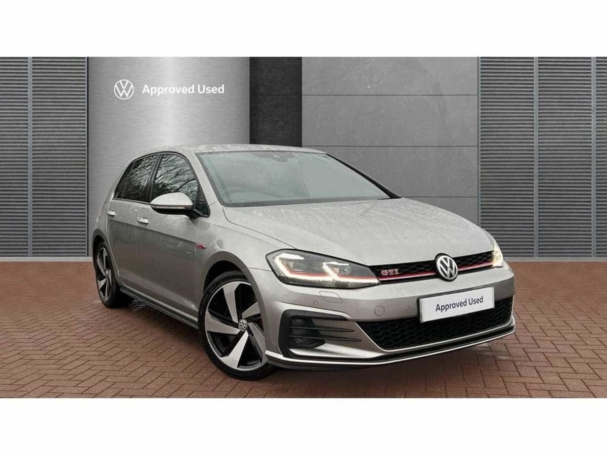 Volkswagen Golf Listing Image