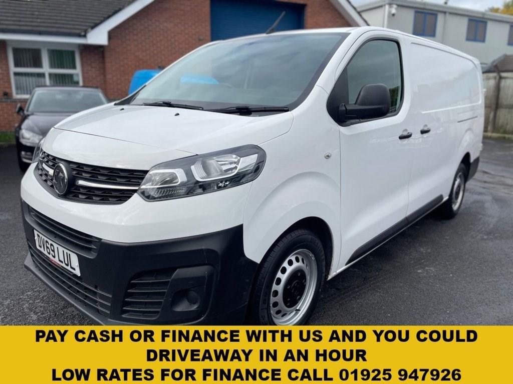 Vauxhall Vivaro Listing Image