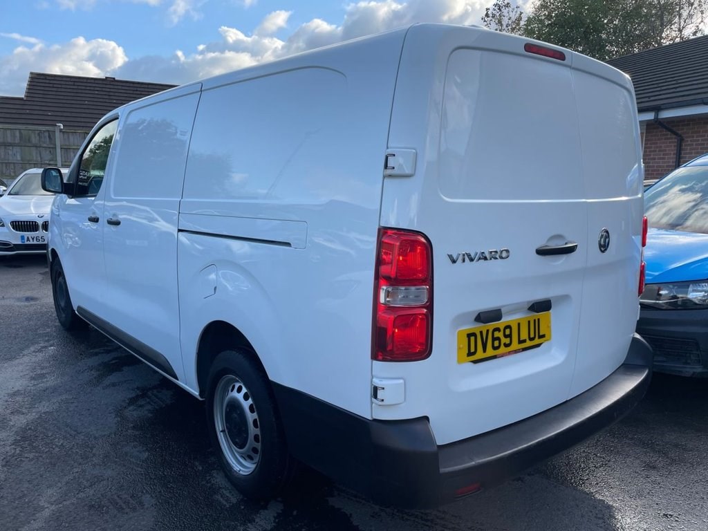 Vauxhall Vivaro Listing Image