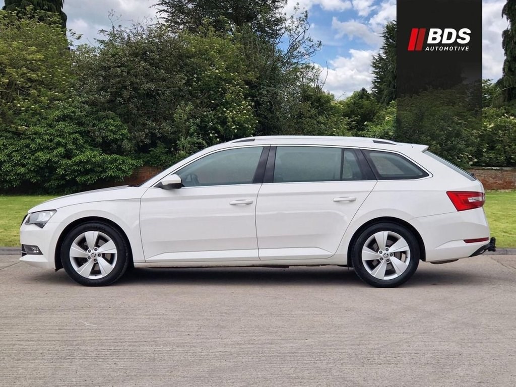 Skoda Superb Listing Image