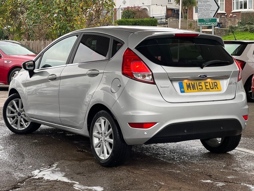 Ford Fiesta Listing Image