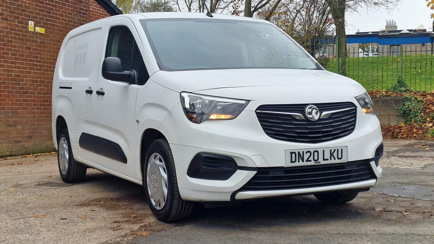 Vauxhall Combo Listing Image