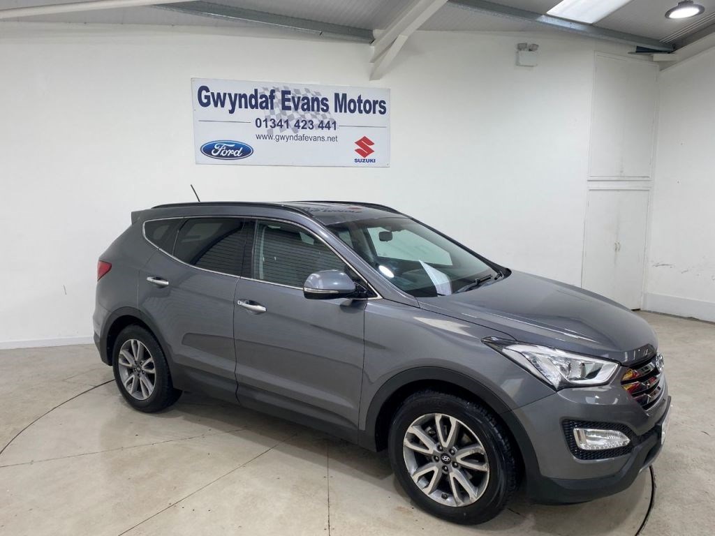 Hyundai Santa Fe Listing Image