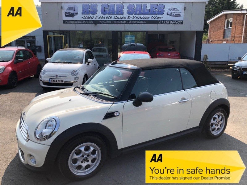 MINI Convertible Listing Image