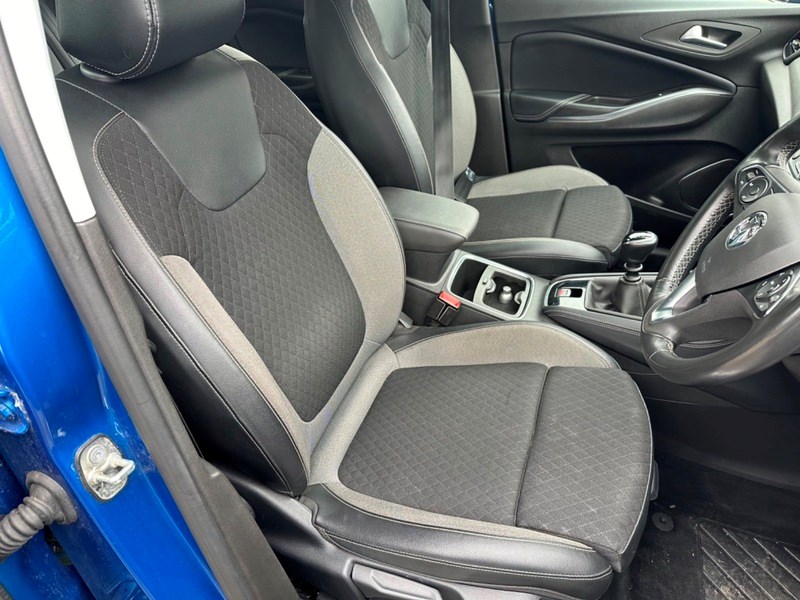 Vauxhall Grandland X Listing Image