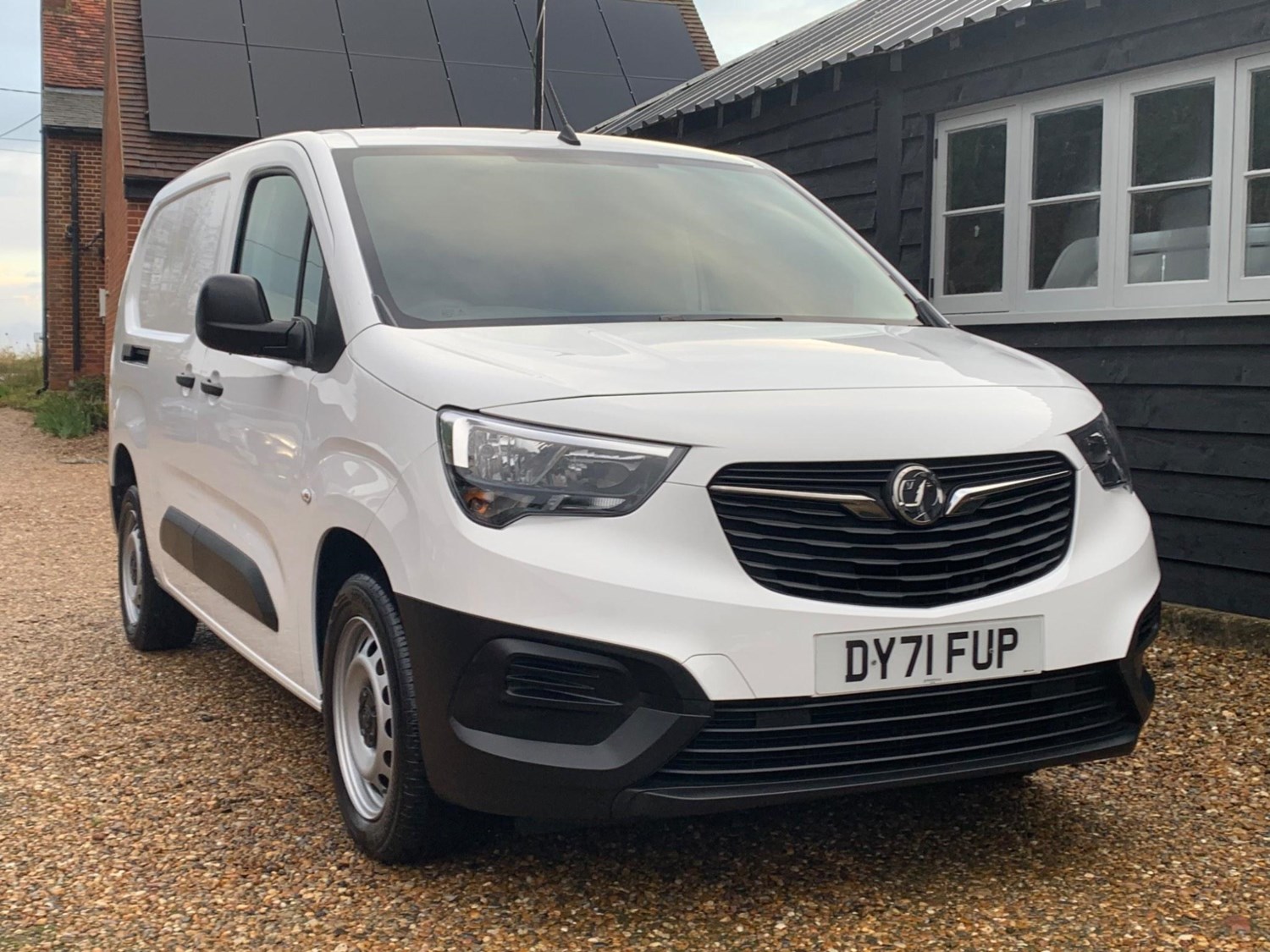 Vauxhall Combo Listing Image