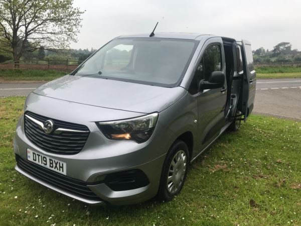 2019 (19) Vauxhall COMBO CARGO 2300 1.6 Turbo D 100ps H1 Sportive Van For Sale In Bromsgrove, Worcestershire