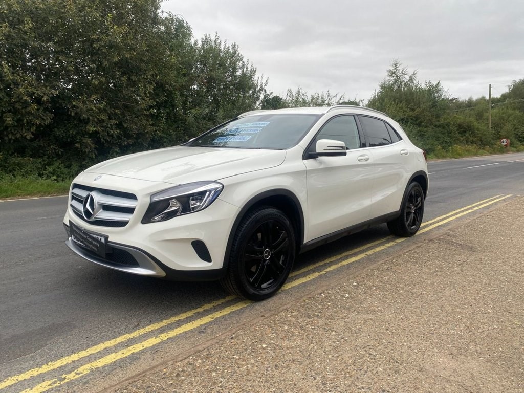 Mercedes-Benz GLA Listing Image