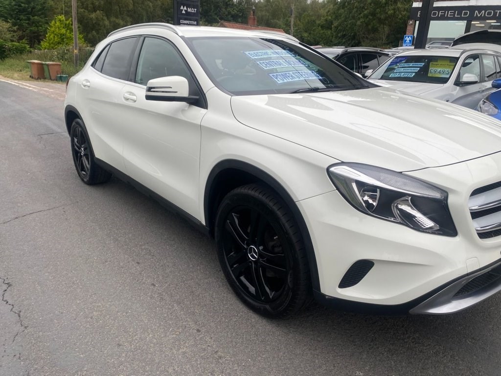 Mercedes-Benz GLA Listing Image