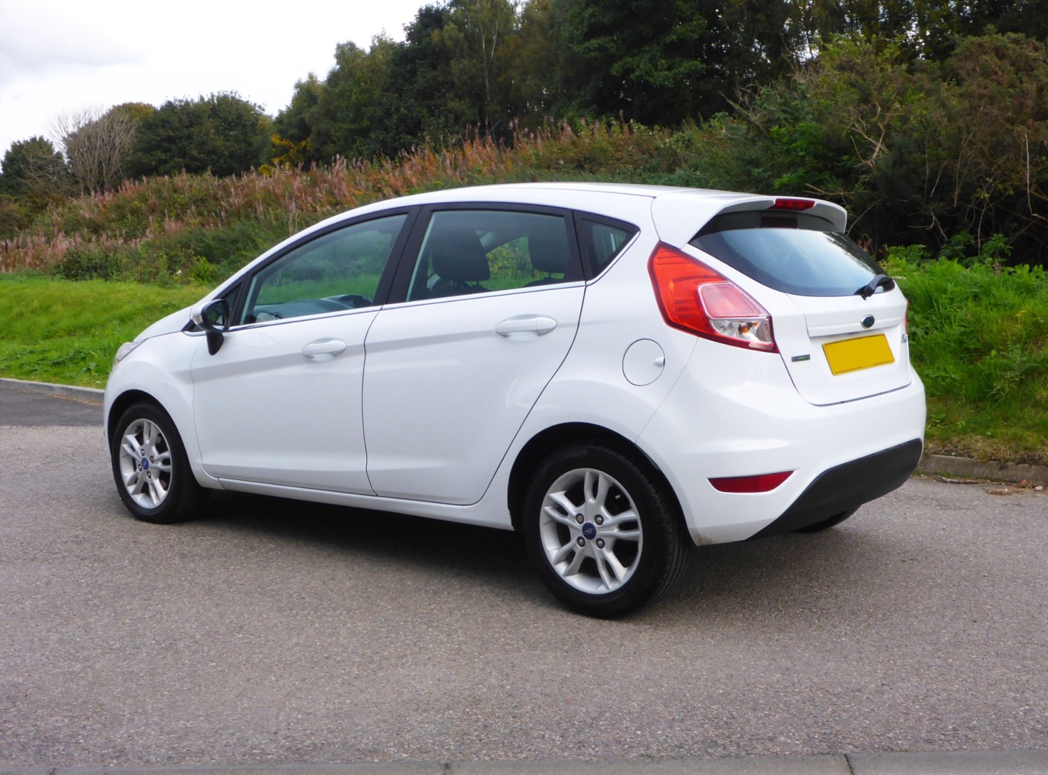 Ford Fiesta Listing Image