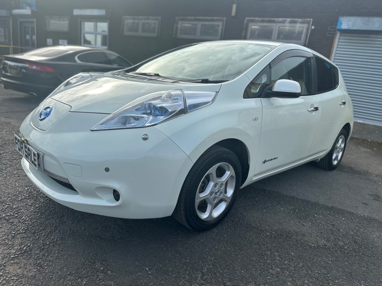 Nissan Leaf Listing Image