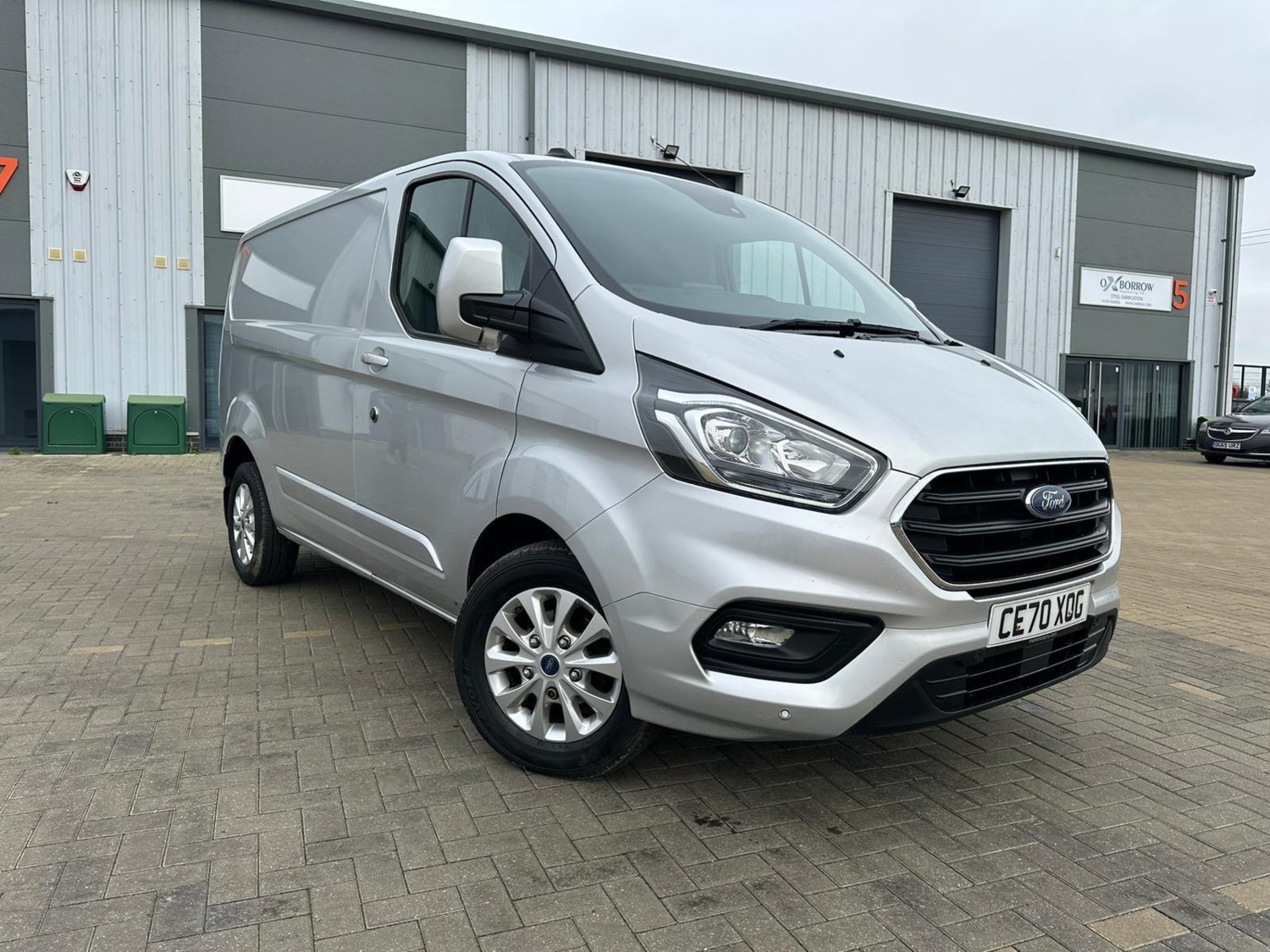 Ford Transit Custom Listing Image