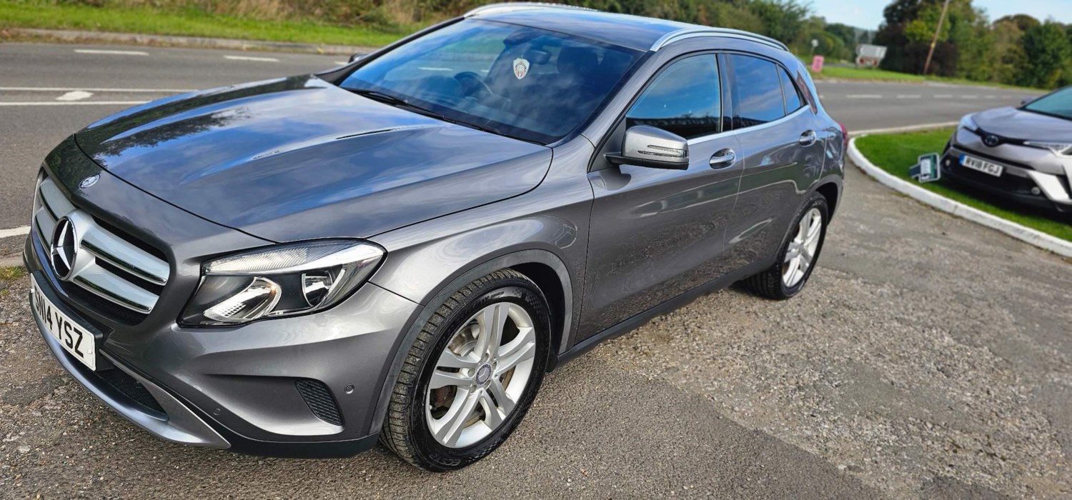 Mercedes-Benz GLA Listing Image