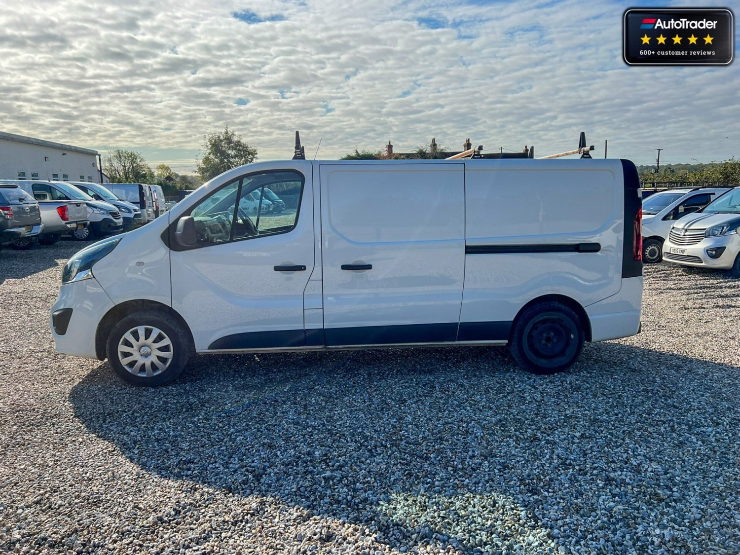 Vauxhall Vivaro Listing Image