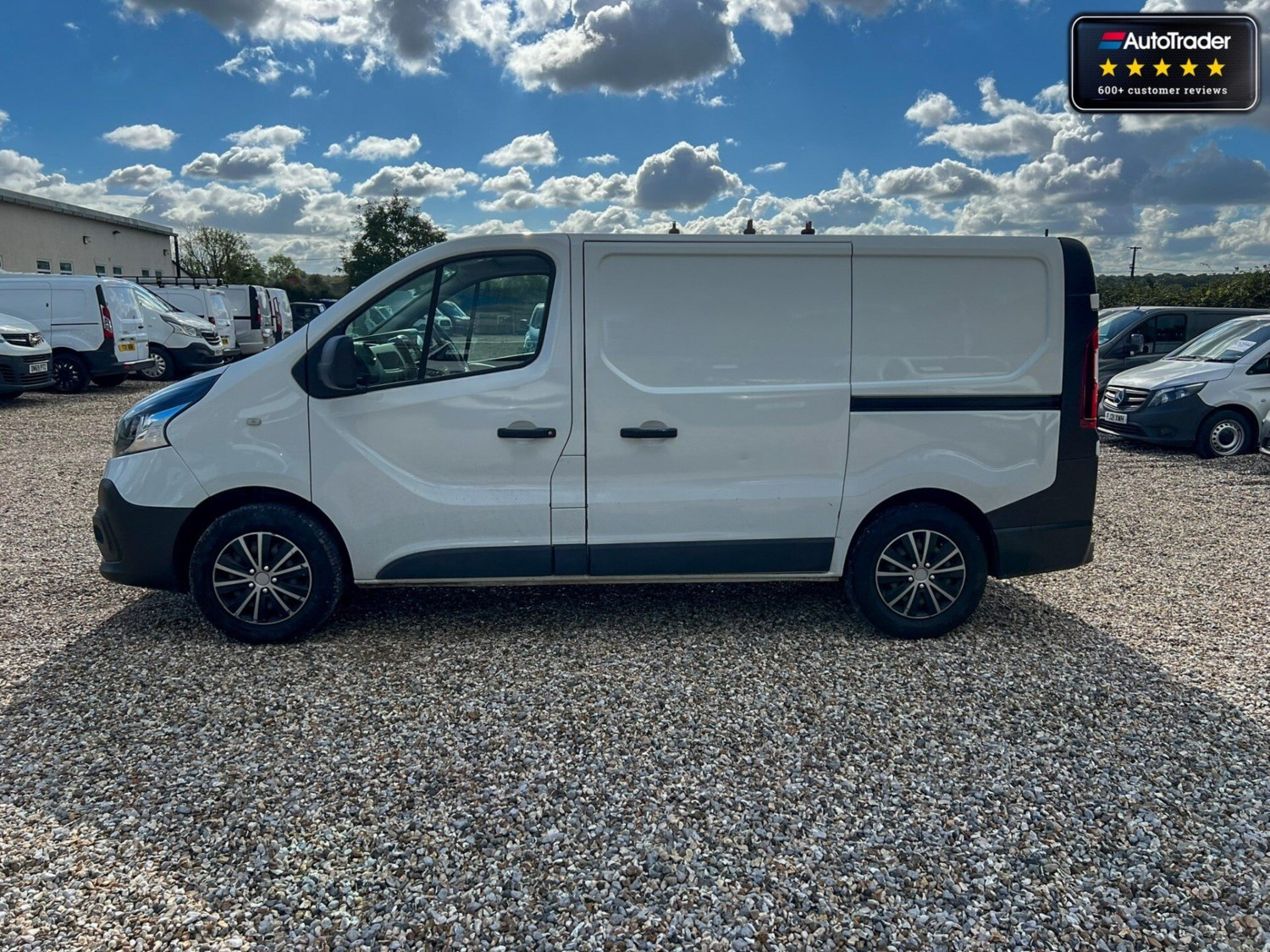 Renault Trafic Listing Image