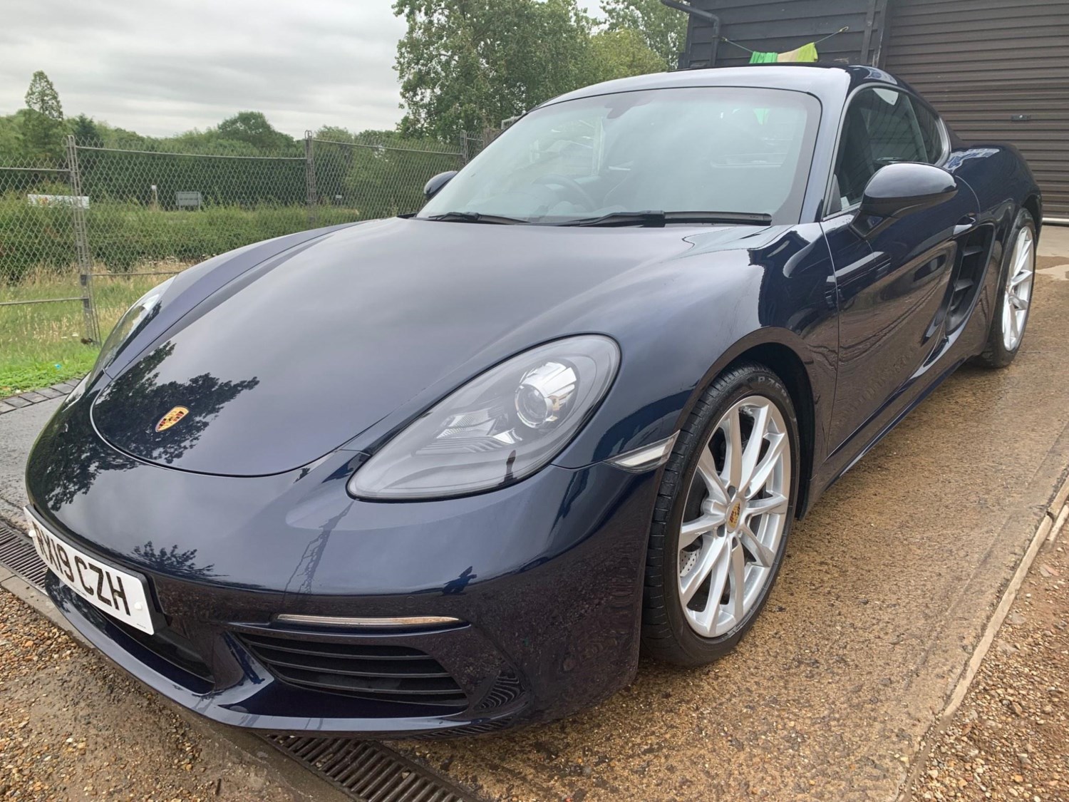 Porsche 718 Cayman Listing Image