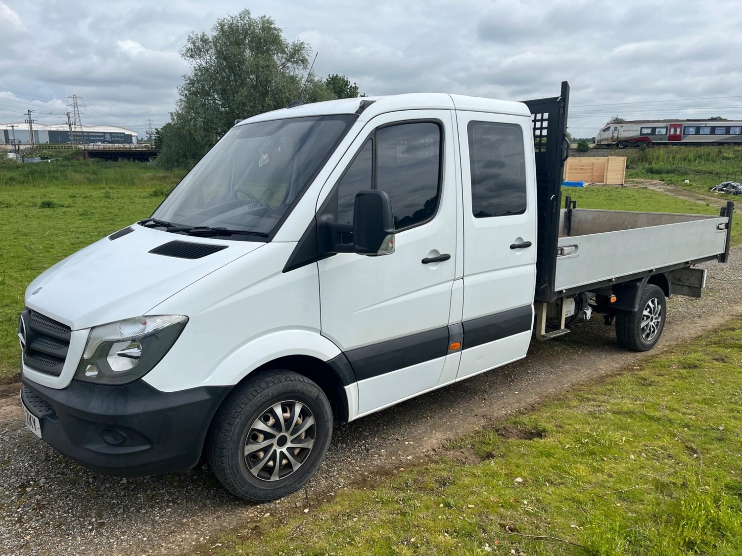 Mercedes-Benz Sprinter Listing Image