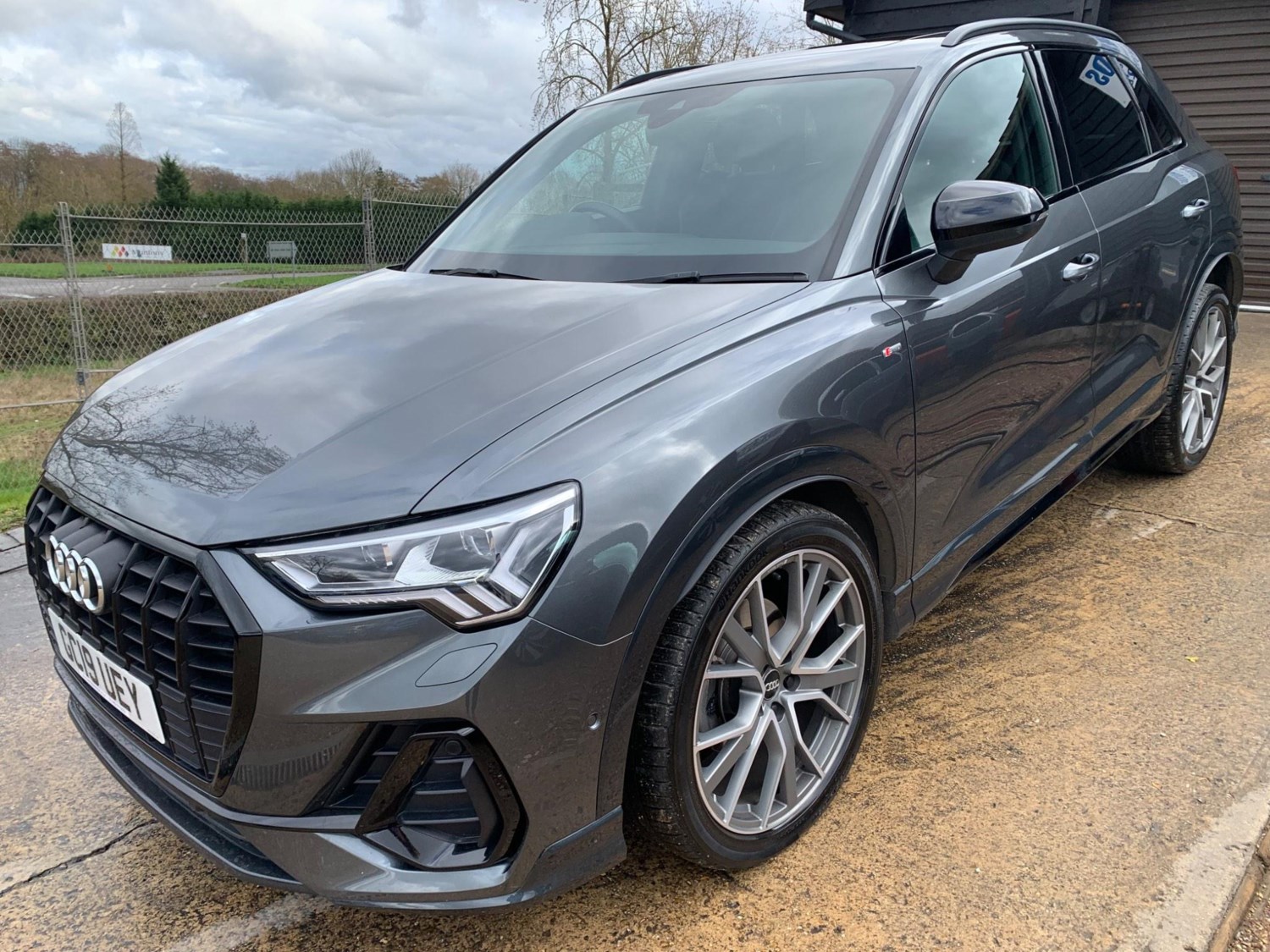 Audi Q3 Listing Image