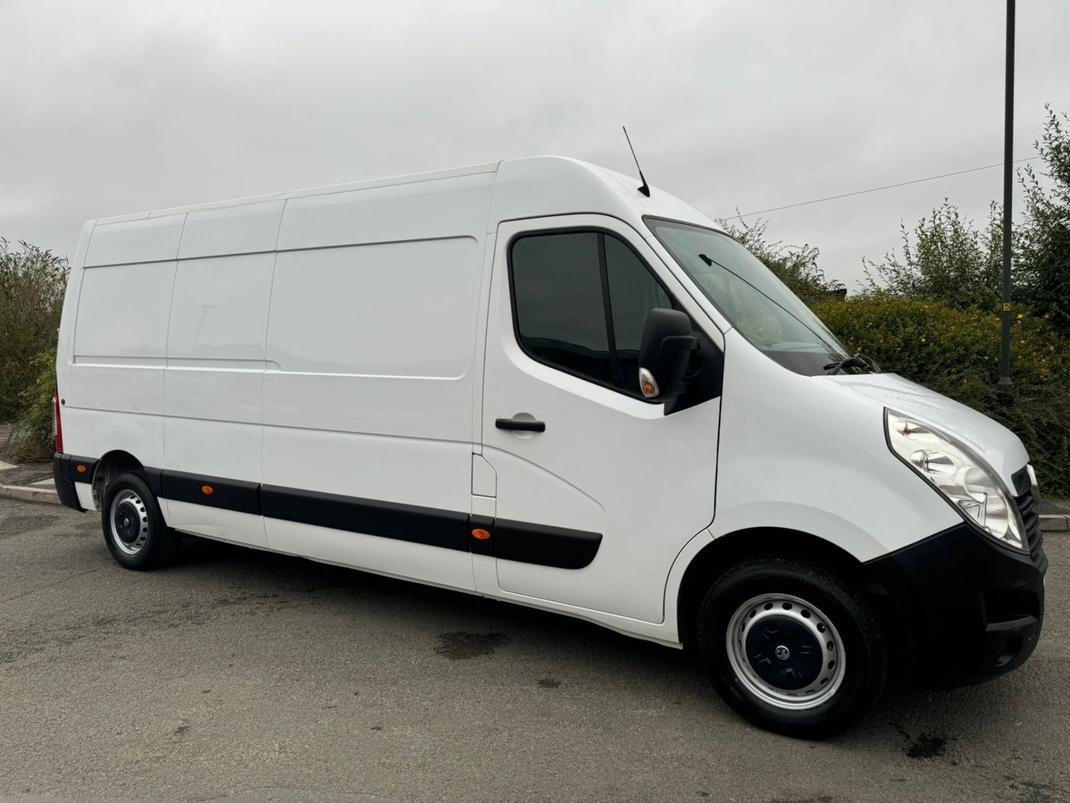 Vauxhall Movano Listing Image