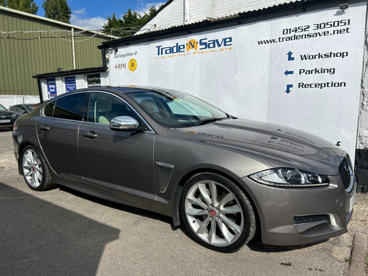 Jaguar XF Listing Image