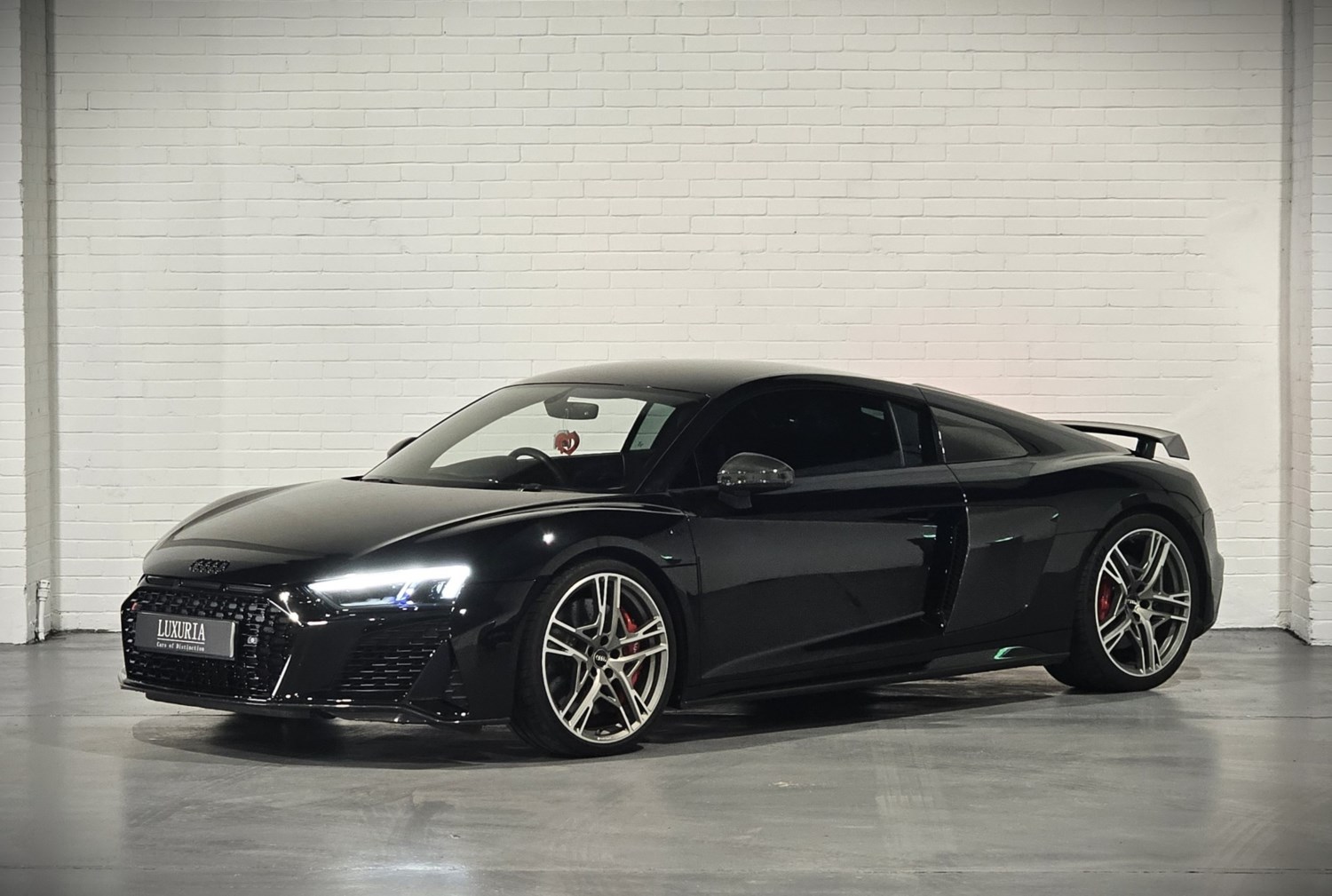 Audi R8 Listing Image