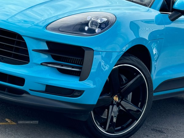 Porsche Macan Listing Image