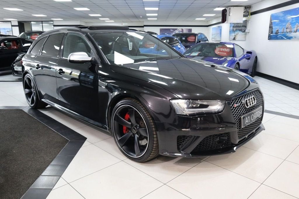 Audi RS4 Listing Image