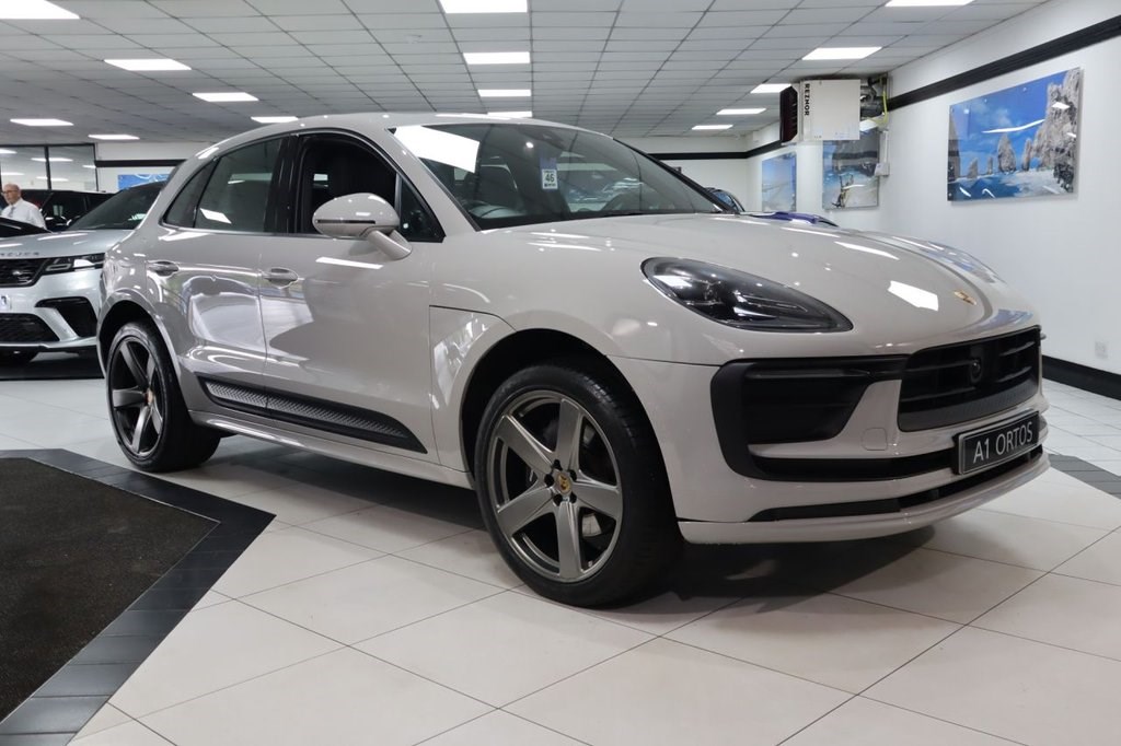 Porsche Macan Listing Image