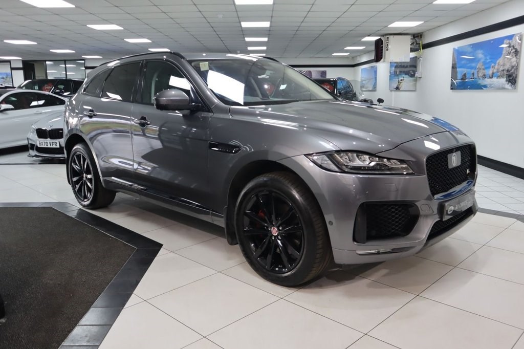 Jaguar F-PACE Listing Image