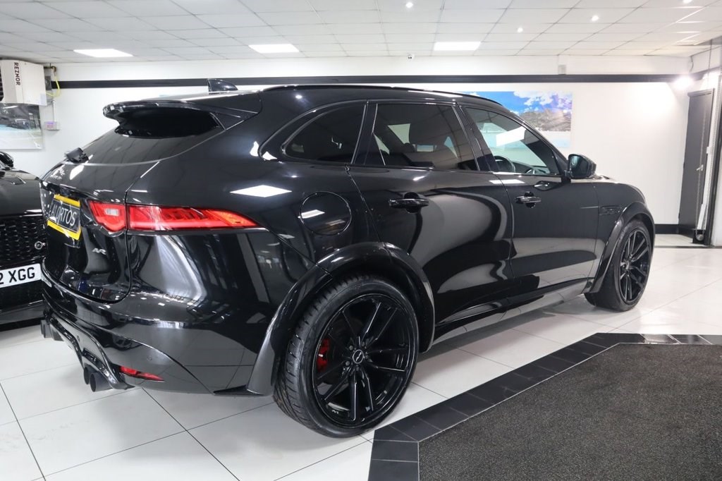 Jaguar F-PACE Listing Image