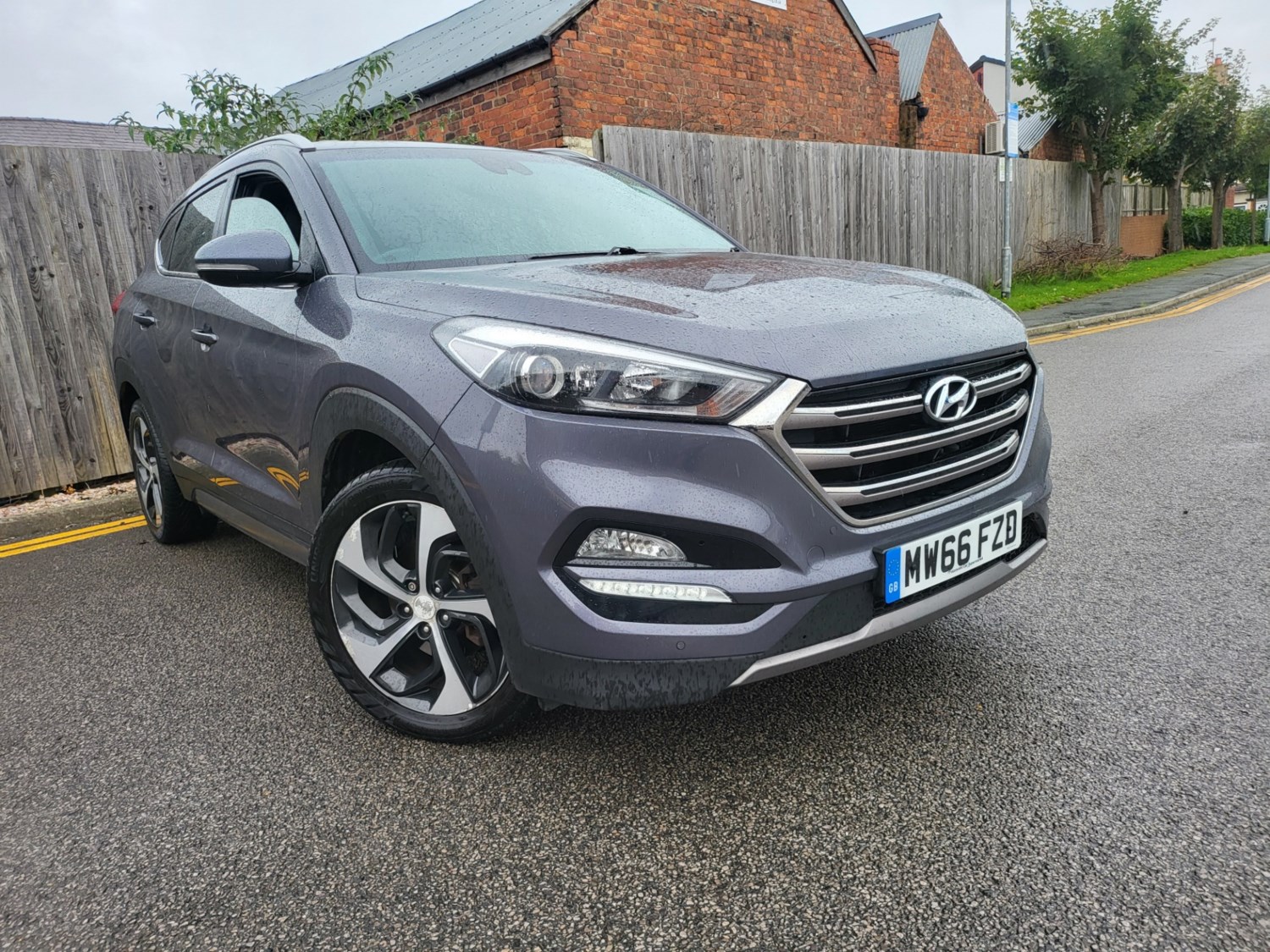 Hyundai TUCSON Listing Image