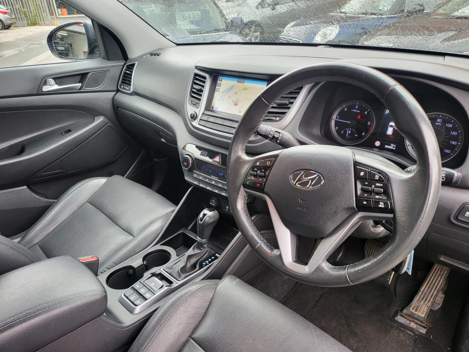 Hyundai TUCSON Listing Image