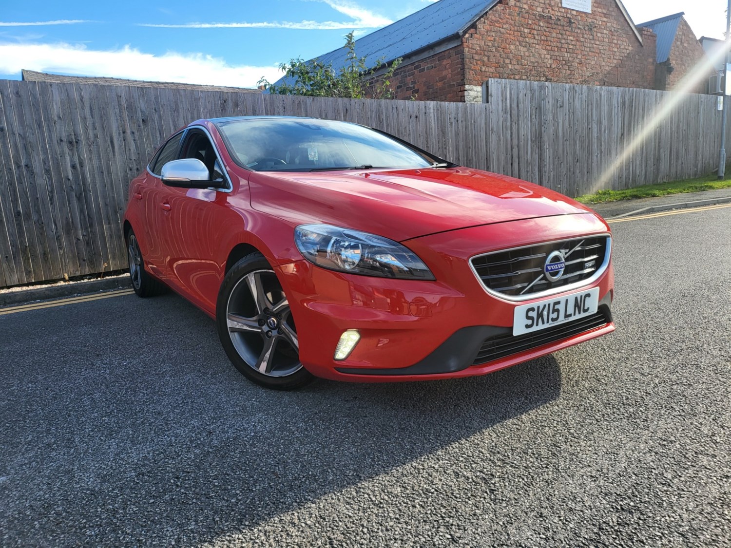 Volvo V40 Listing Image