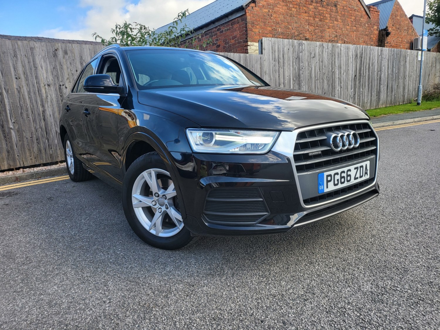 Audi Q3 Listing Image