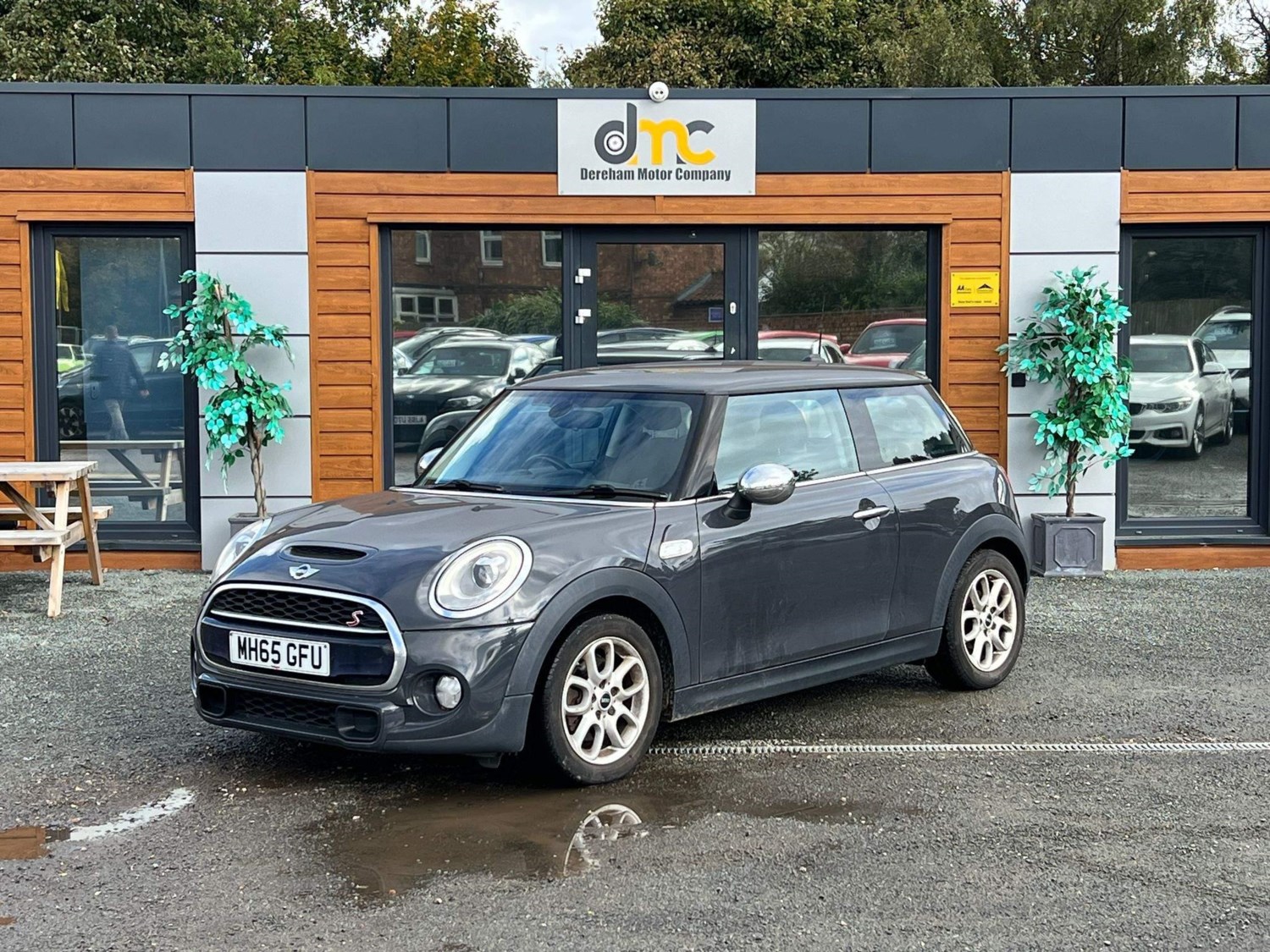 MINI Hatch Listing Image