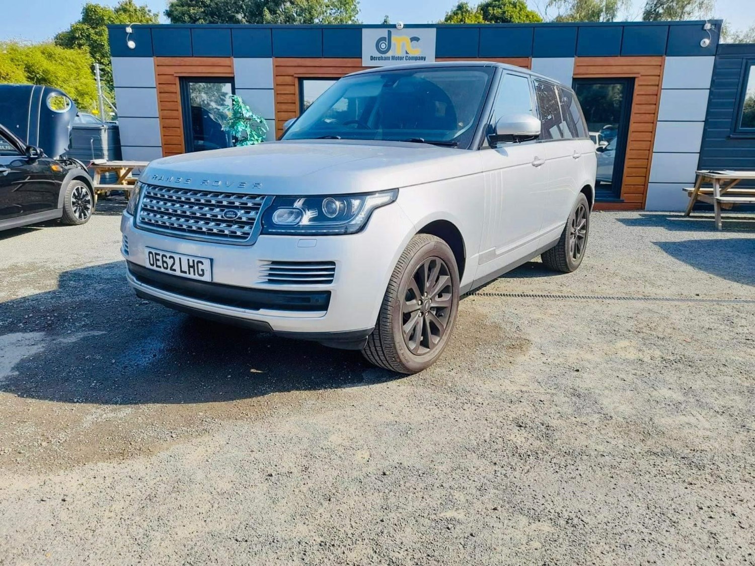 Land Rover Range Rover Listing Image