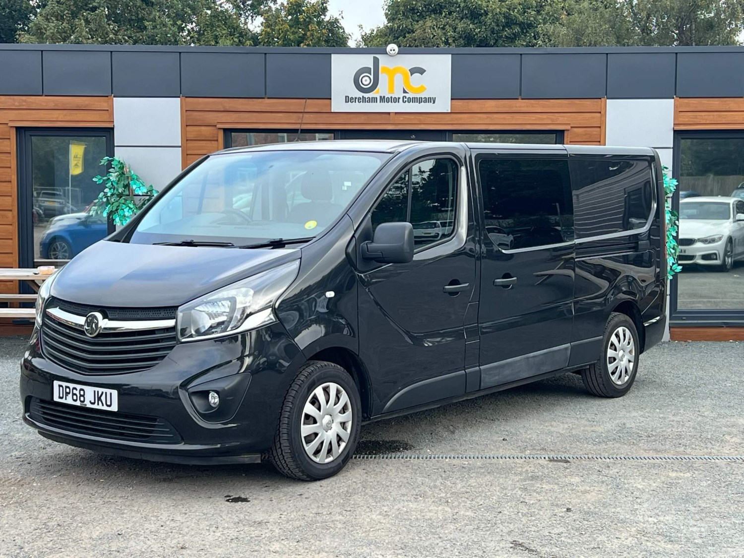 Vauxhall Vivaro Listing Image