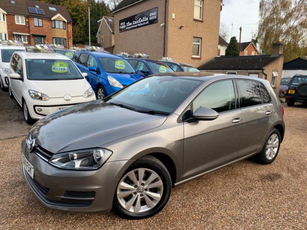 2014 (14) Volkswagen Golf 1.4 TSI SE 5dr DSG For Sale In Kings Langley, Hertfordshire